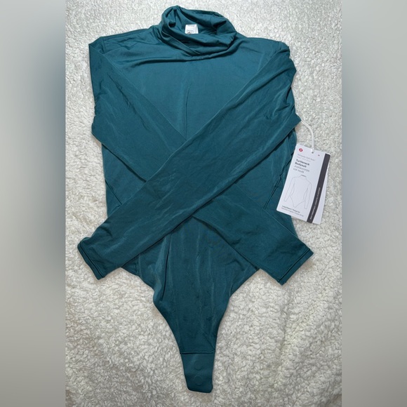 NWT! Lululemon Wundermost Ultra-Soft Nulu Turtleneck Thong Bodysuit - Picture 3 of 7